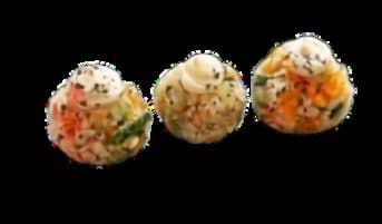 Bola de arroz con atún